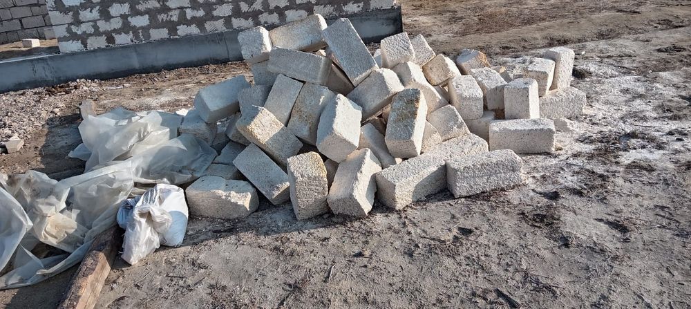 Уй сатылади толик бытпеген