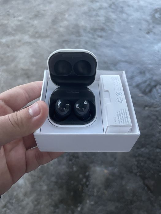 Samsung Galaxy buds 2