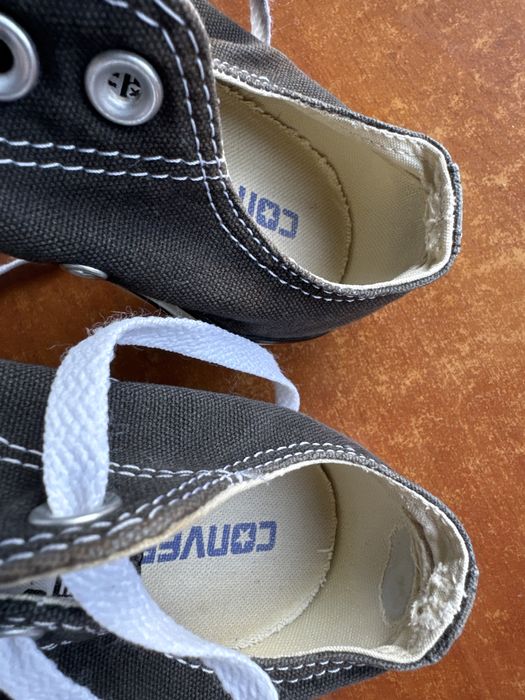 Продавам кецове Converse