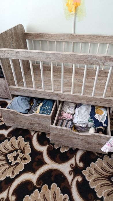 Срочно продам, Детскую кроватку