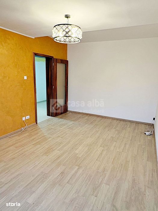 Apartament 2 camere mobilat si utilat, bloc nou, 2 locuri de parcare,