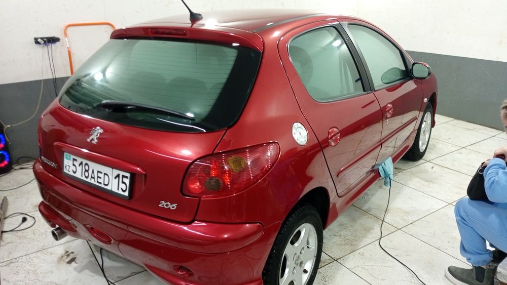 Срочно! PEUGEOT 206