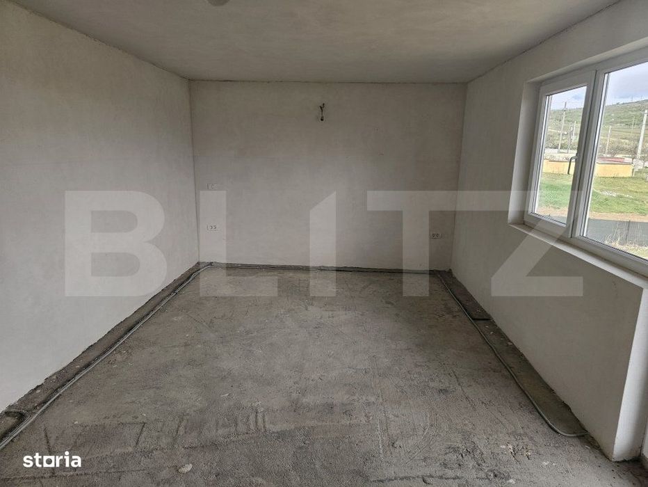 Casa la rosu/semifinisata, P+E, 139 mp utili, 523 mp teren, Bradesti