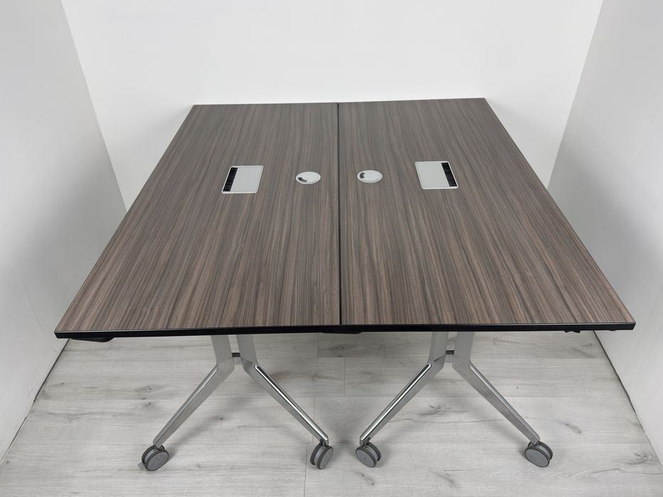 Офис сгъваема маса за обучение или срещи с колелца обзавеждане;