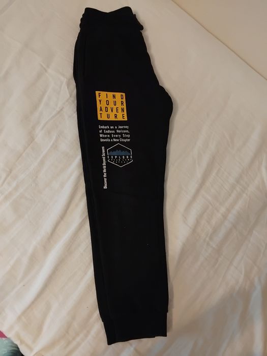 pantaloni băieți Underarmour