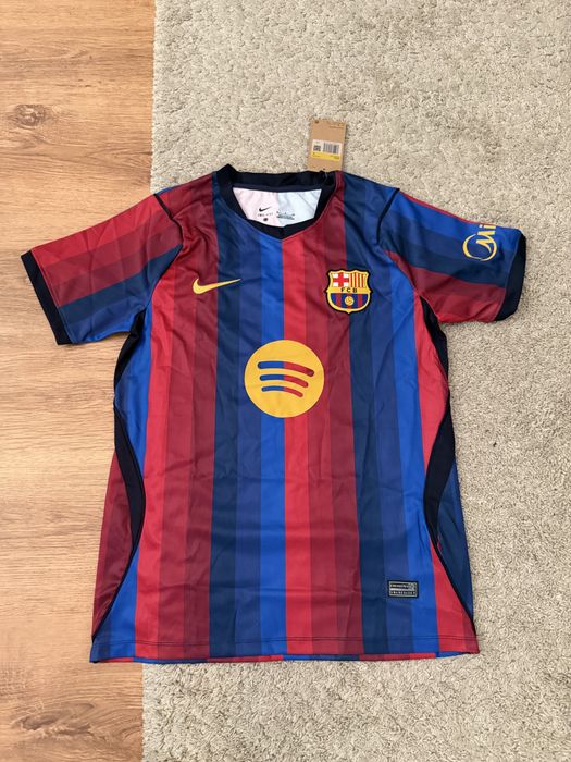 Tricou barcelona sezon nou