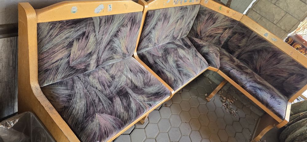 Кухонный уголок серый