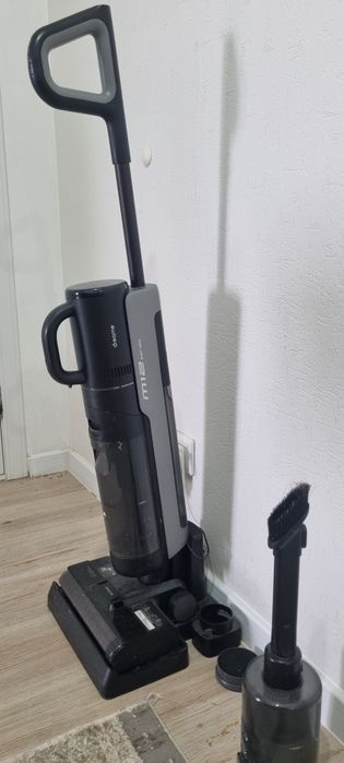 Пылесос моющий Dreame M12