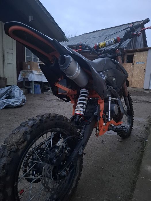 Vând cross 125 4T kxd