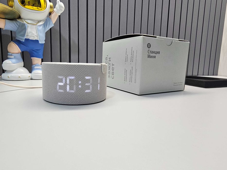 ПРОДАМ Яндекс Станция Мини 2 Часами (Умная колонка) Состояние ОТЛИЧНОЕ