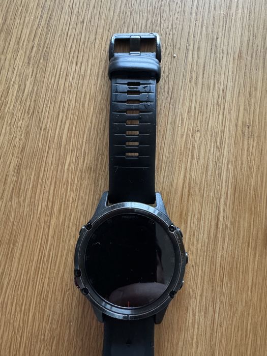 Смарт часовник Garmin fenix 5 plus