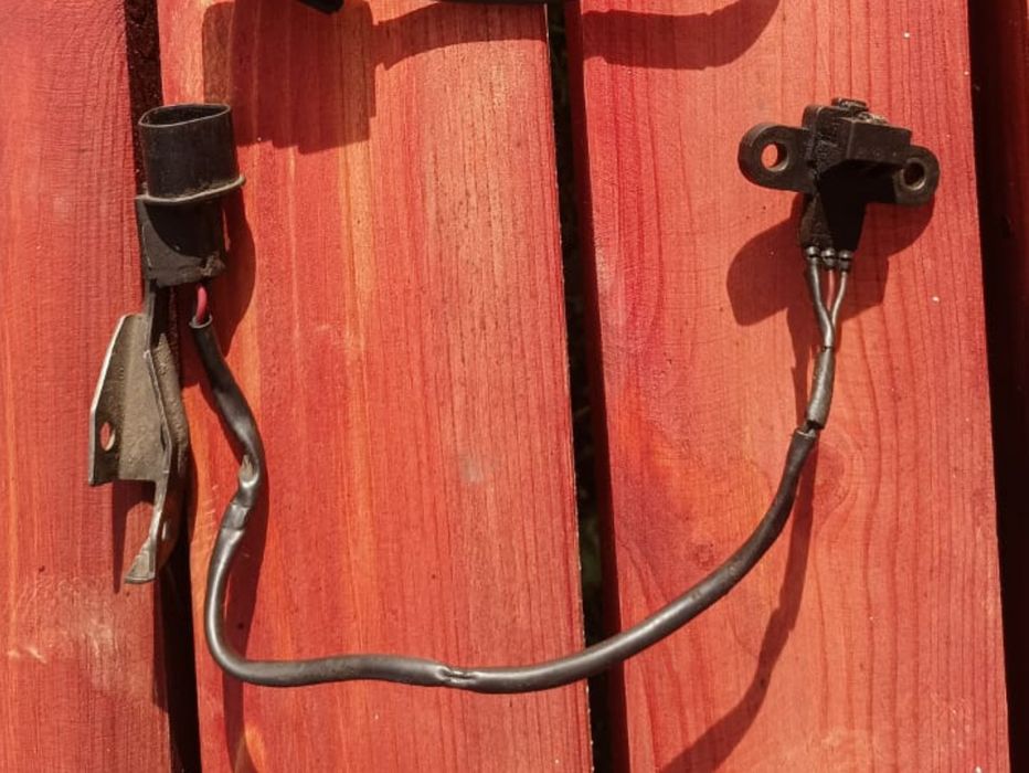 Датчик коленвала Митсубиси