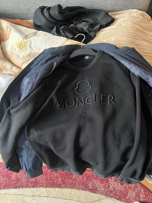 Бомбер осенний и кофта монклер