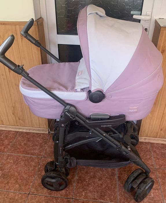 Vand Căruț  bebeluș .