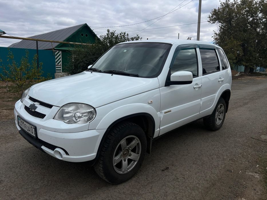 Нива шевроле ( 2017г)