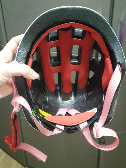 Продаю детский велосипедный шлем