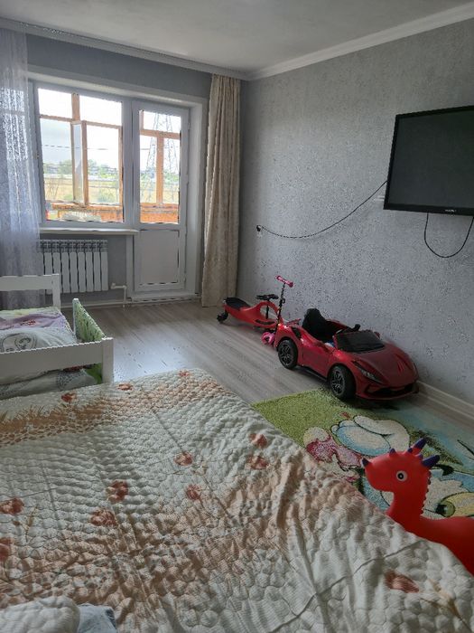 Продам квартиру 14 микрорайоне