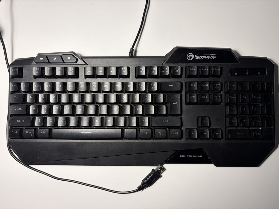 Kit gaming: caști Asus Tuf  + tastatură și mouse Scorpion