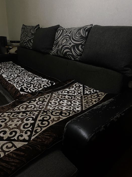 Диван .Мебель для гостиной