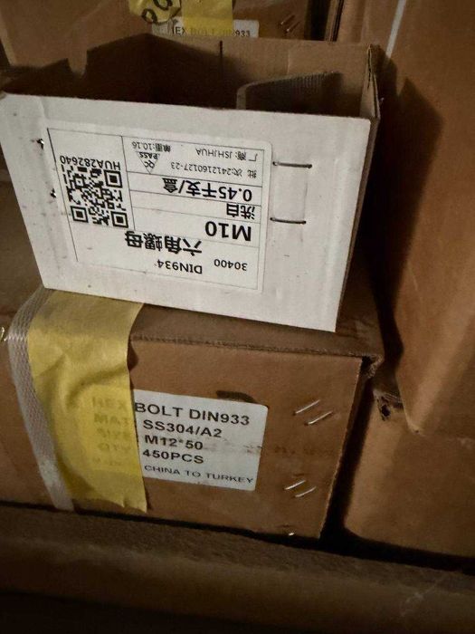 Гайки болты шпильки низкие цены Болты и гайки шайбы