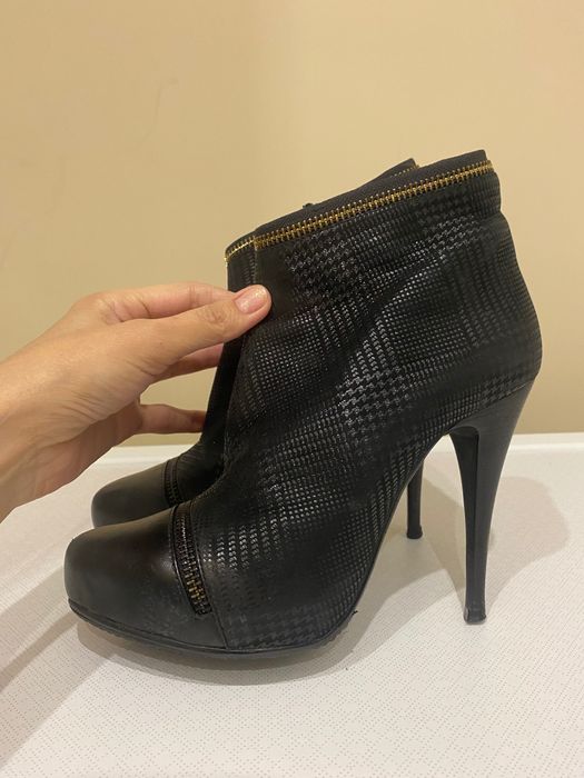 Ботфорты и ботильоны Италия. В хорошем состоянии