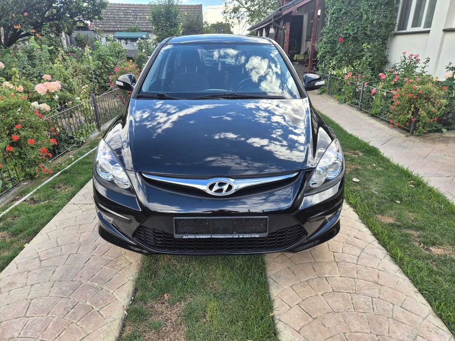 HYUNDAI i30 2012 — imagine 2