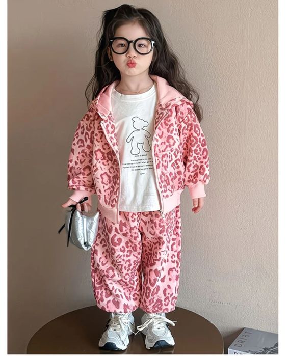 Детский спортивный костюм