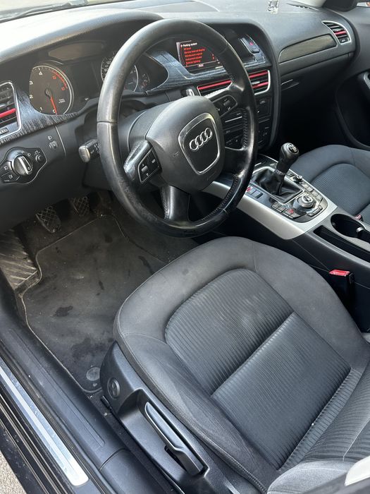 Audi A4 B8  2.0 TDI