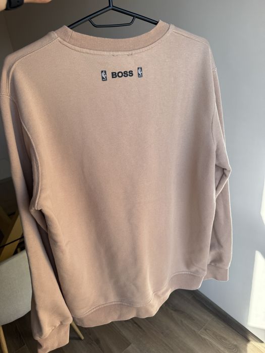 Бежова Горница BOSS NBA