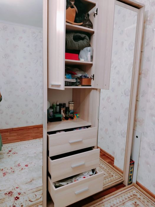 Продаётся 3х дверный шкаф для белья