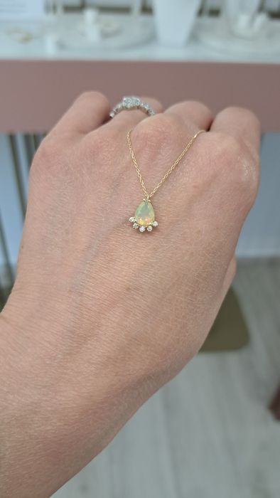 Colier aur opal si diamante