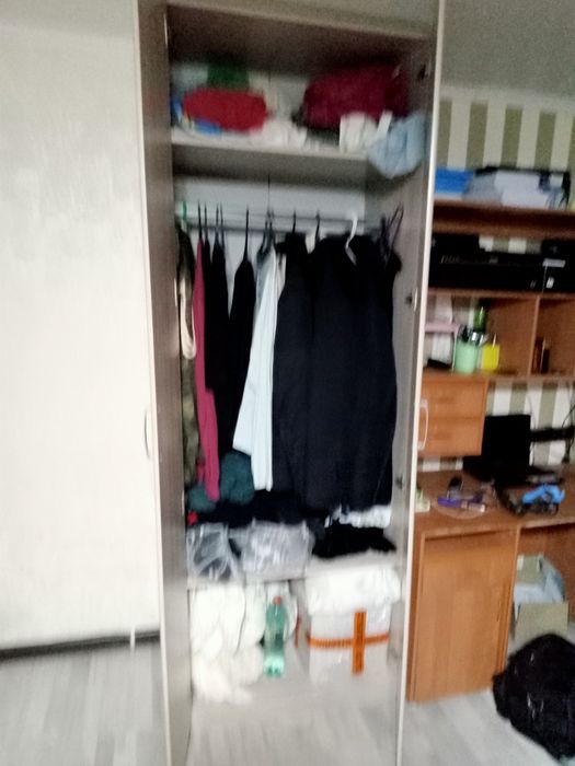Продам платенный шкаф