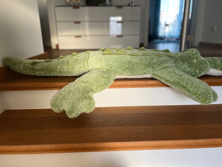 Crocodil imens din plus pentru copii