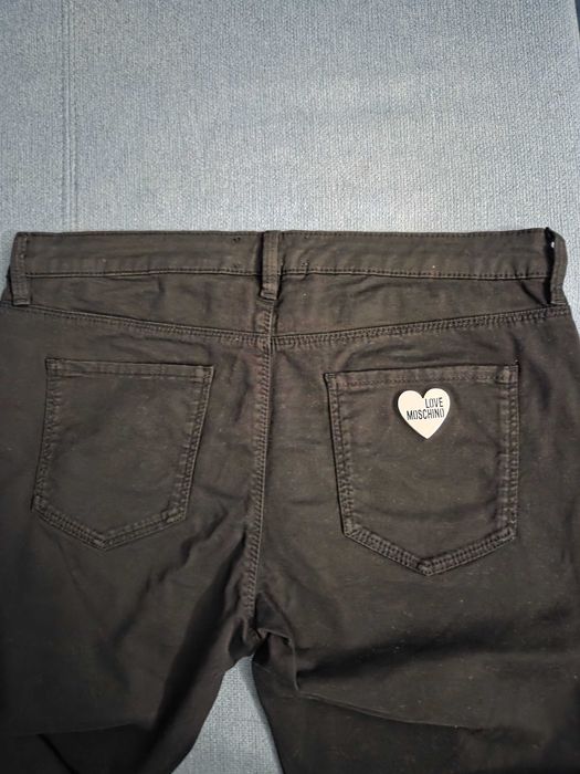 Дамски панталон Love Moschino