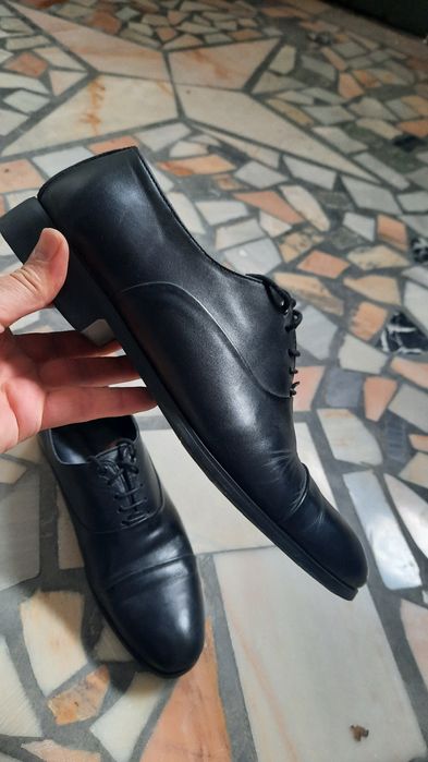 Мужской туфли. Размер 43. Новый. Деффект жок.