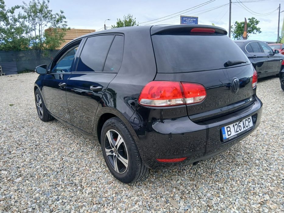 VOLKSWAGEN Golf 2010 — imagine 2
