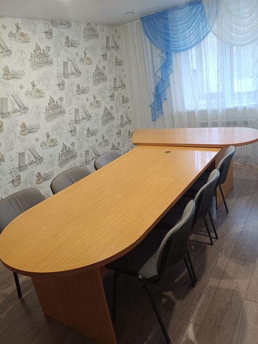 Продам офисный стол