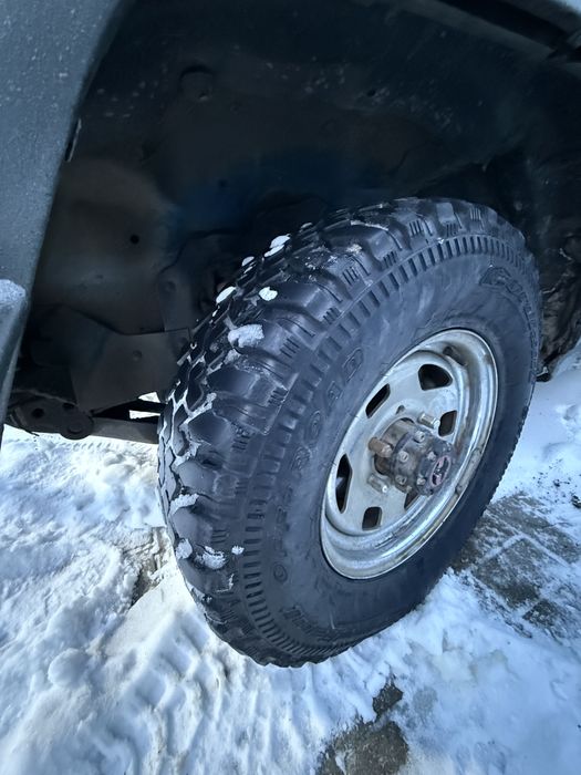 Продам Isuzu Trooper внедорожник