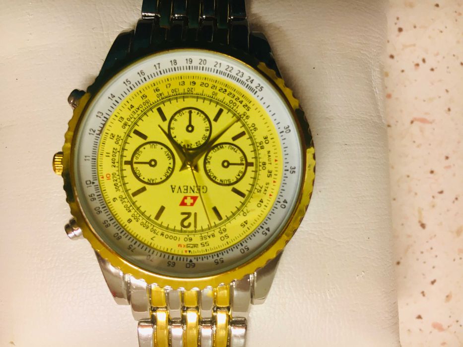 Ceas pentru barbati, nou, nefolosit in ambalajul original.