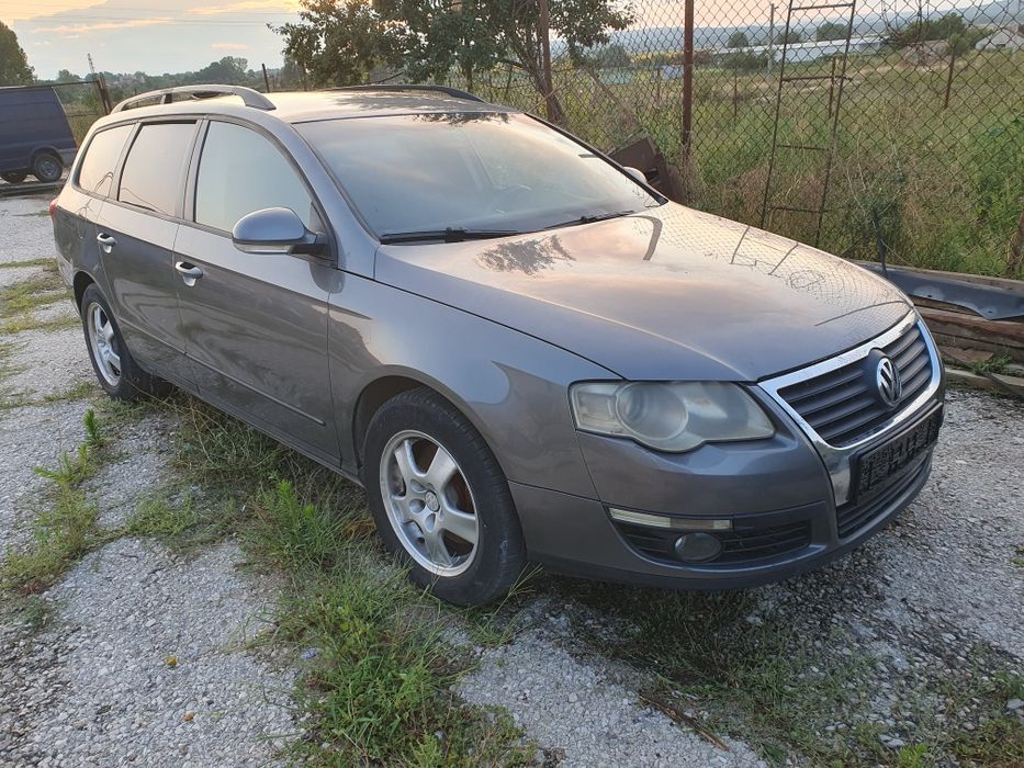 VW Passat B6 2.0 TDI 140 - НА ЧАСТИ