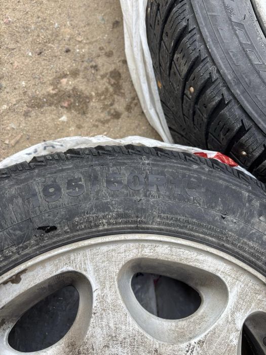 Продам комлект дисков на Мерс