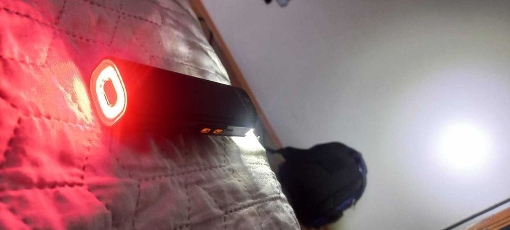 Far lanterna Gaciron V20C-600