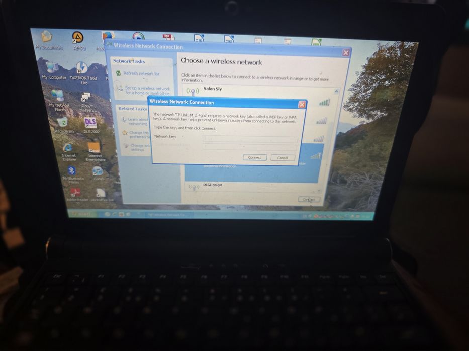 Netbook Lenovo IdeaPad S10e (Model 4068) + Încărcător + Geantă + Licență Windows XP