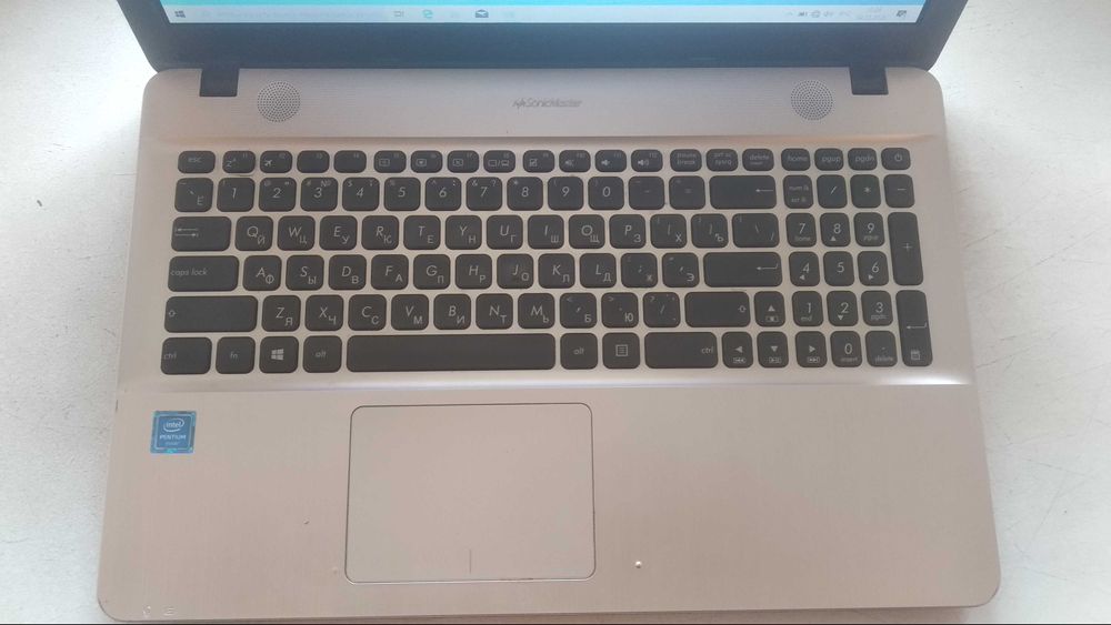 Ноутбук Asus для работы