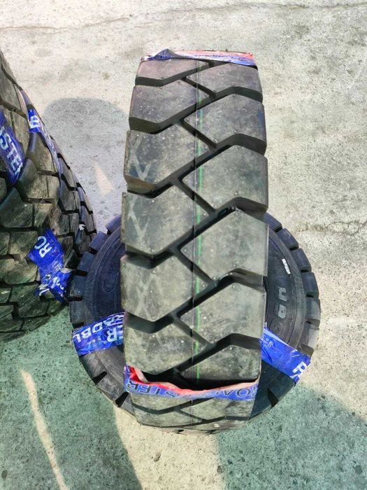 Pogruzchik Karalarga optom narxlarda sifatli balon-shinalar bor