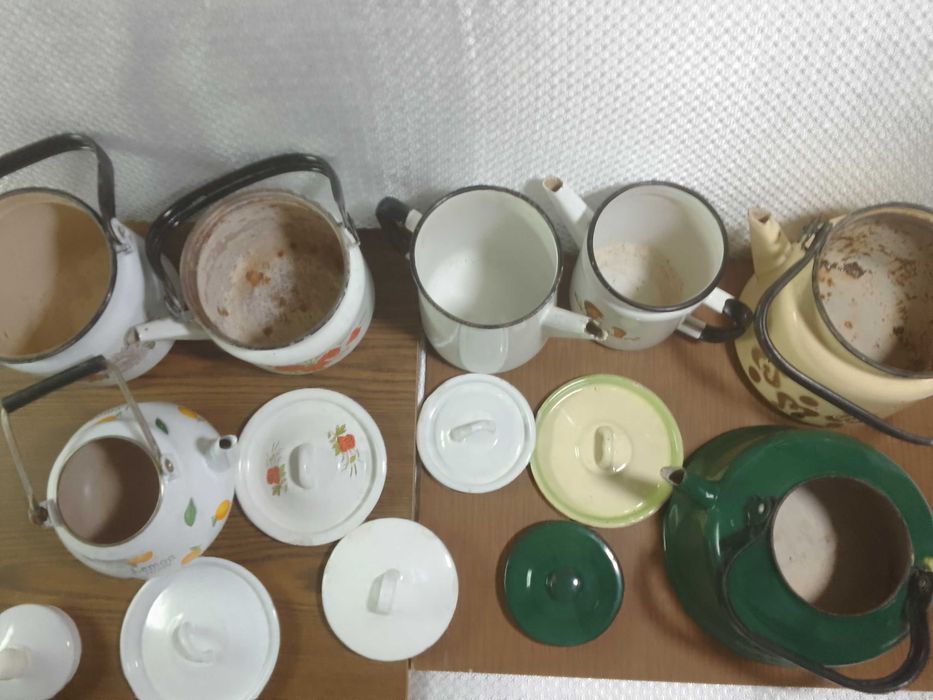 Чайники эмалированные