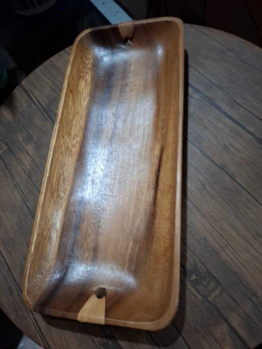Дървени подноси за сервиране