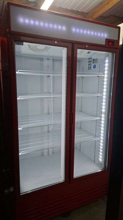 Витринные холодильники