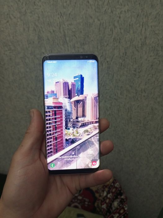 Продам samsung S8+  Redmi 7 note.