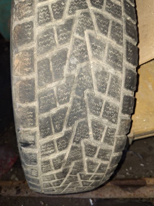 Продам один балон r 16